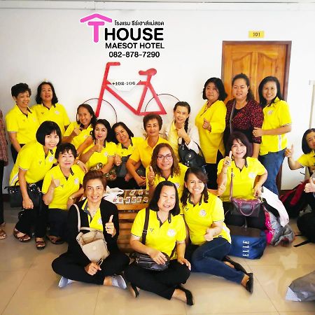 T. House Hotel Mae Sot Buitenkant foto