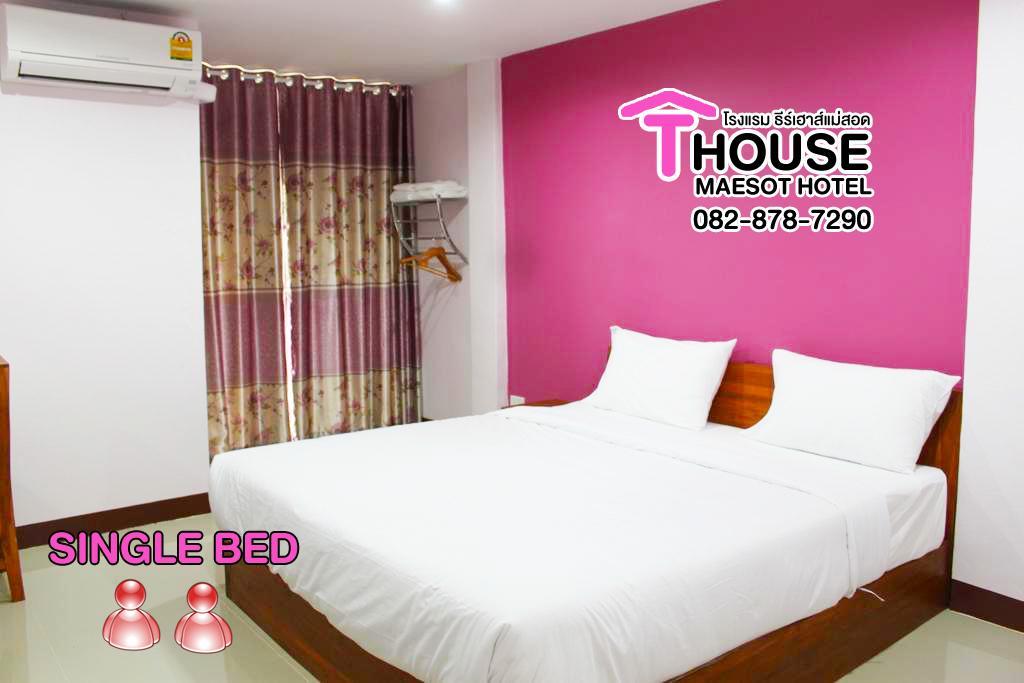 T. House Hotel Mae Sot Buitenkant foto