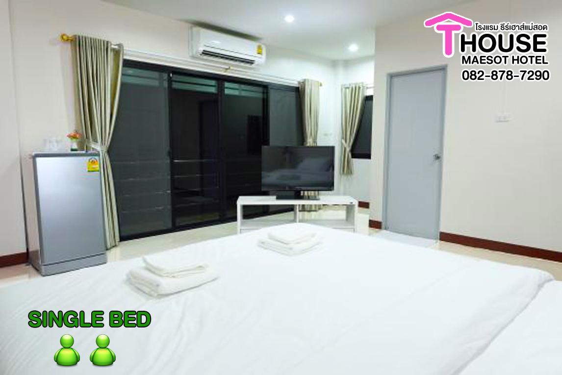 T. House Hotel Mae Sot Buitenkant foto