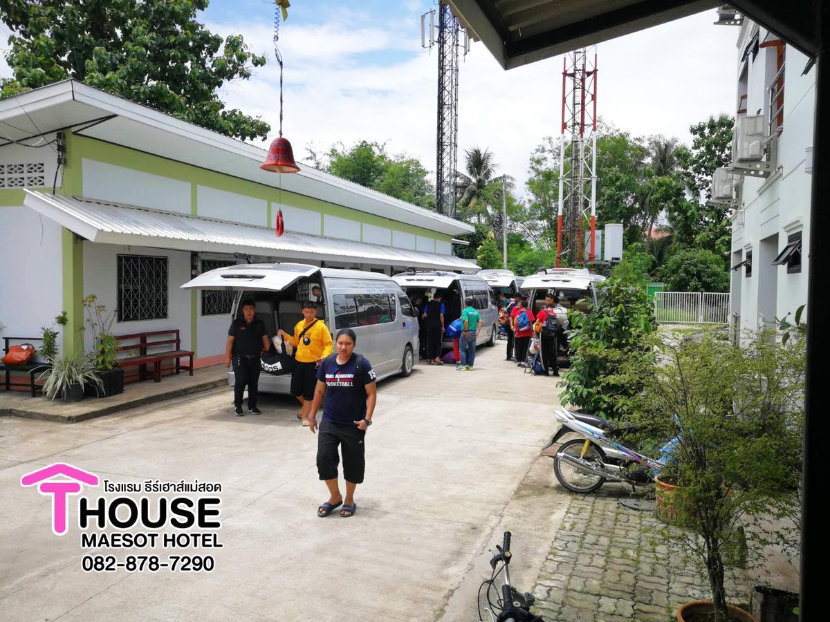 T. House Hotel Mae Sot Buitenkant foto